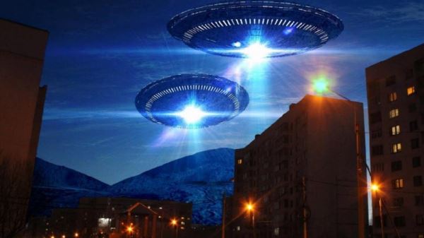 Экс-глава нацразведки США рассказал о встречах с НЛО