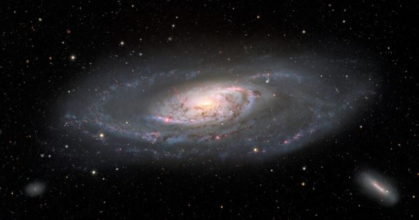 Получен наиболее детальный портрет галактики M106